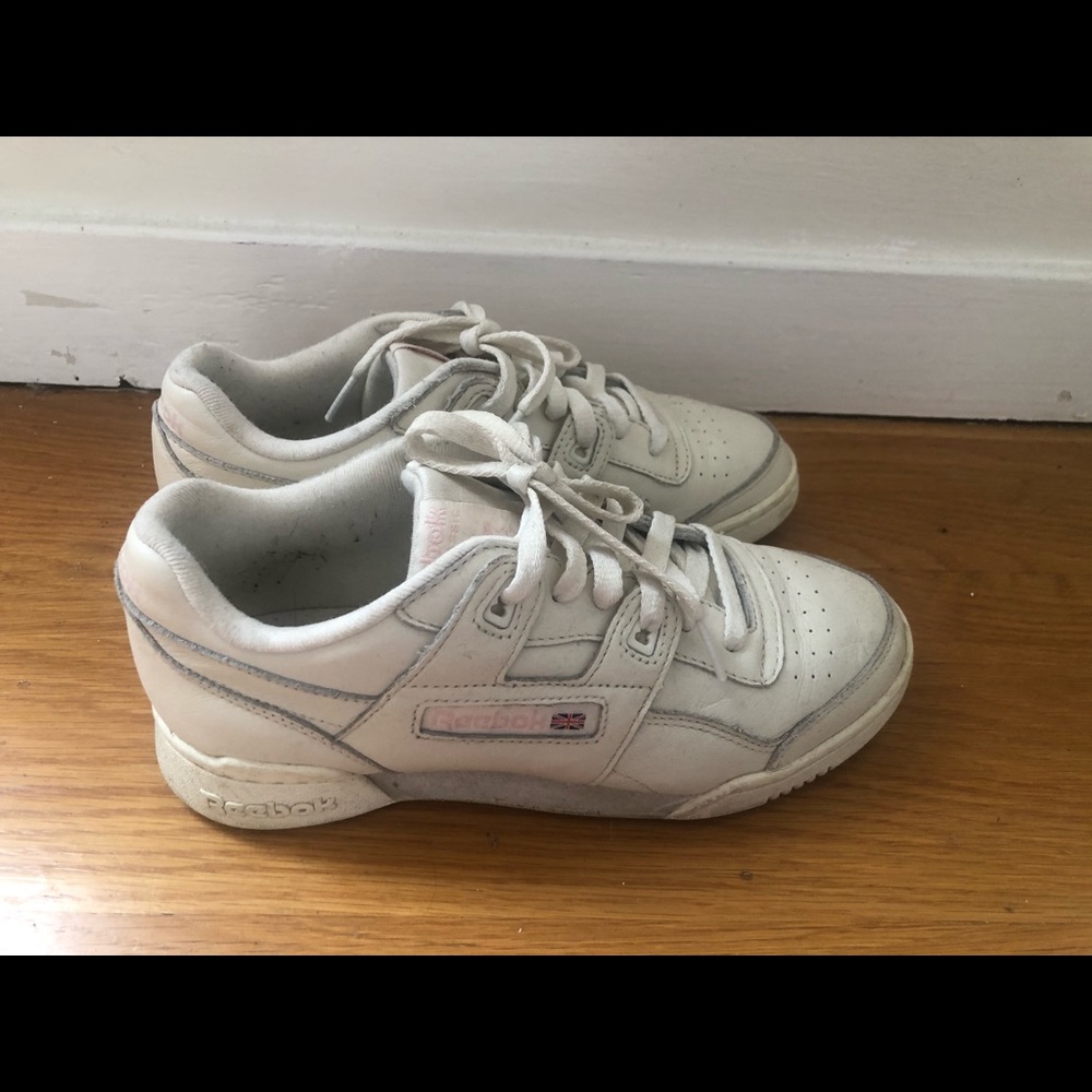 Almost New Reebok Classic White Sneakers